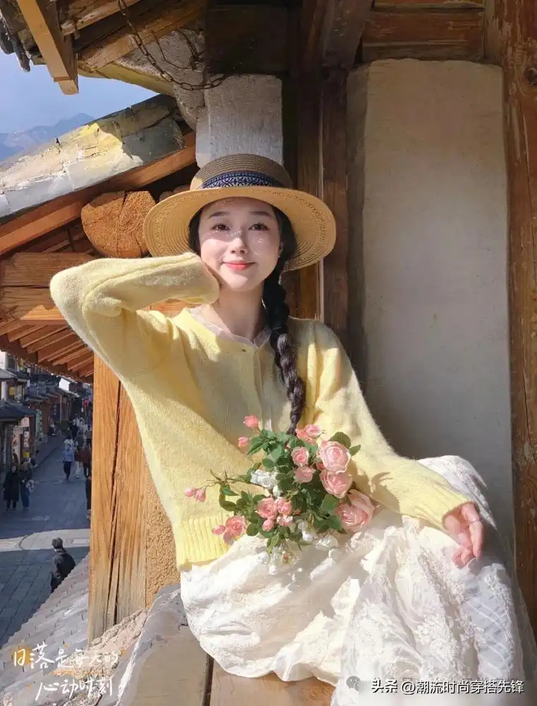 150cm小个子穿搭秘诀:针织衫+半裙这样穿,拍照直接出圈! 第6张 150cm小个子穿搭秘诀:针织衫+半裙这样穿,拍照直接出圈! 第6张