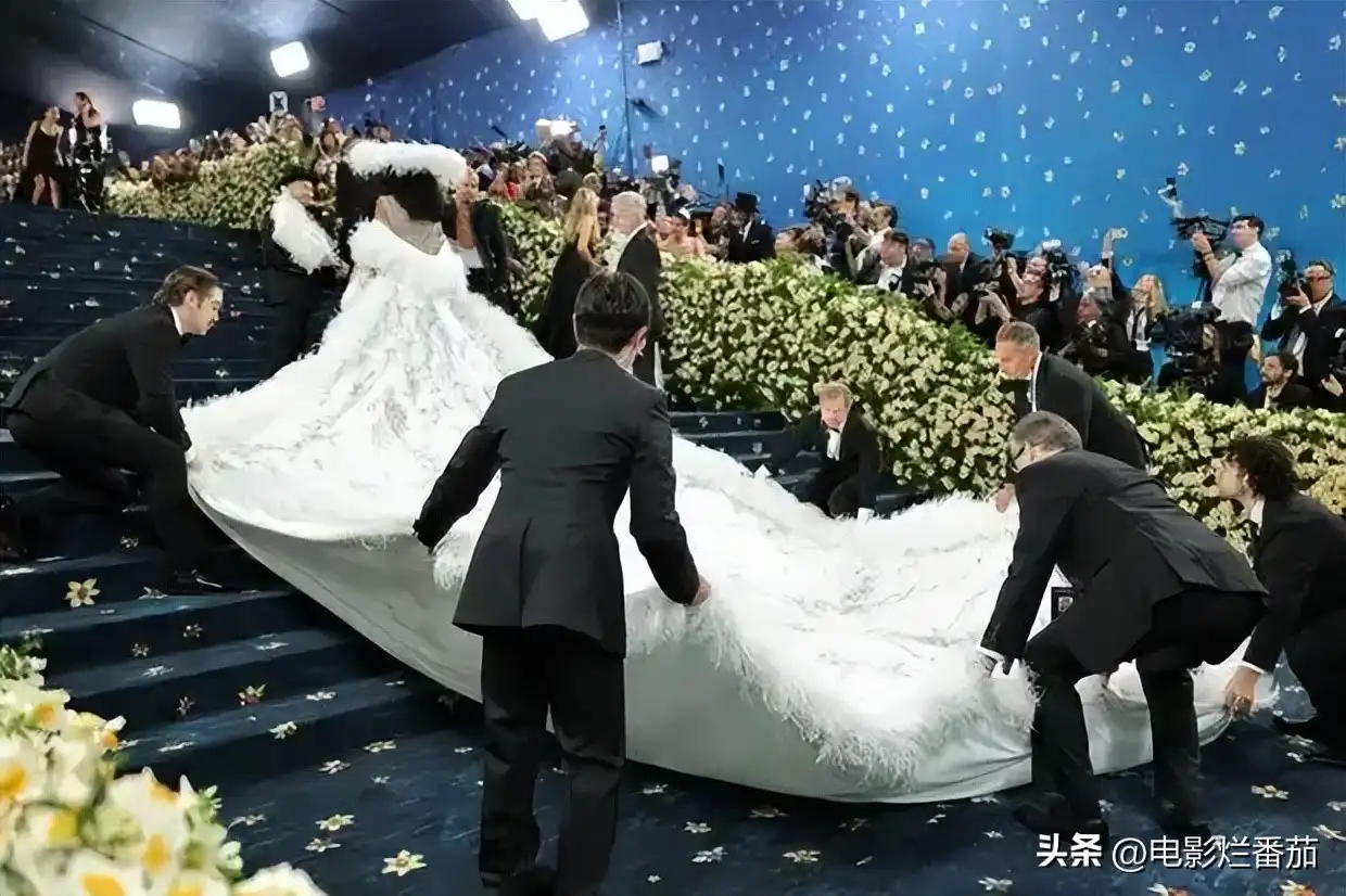 欧美范女生穿衣搭配：美国红毯大胆造型，惊艳与出糗瞬间全记录  第10张