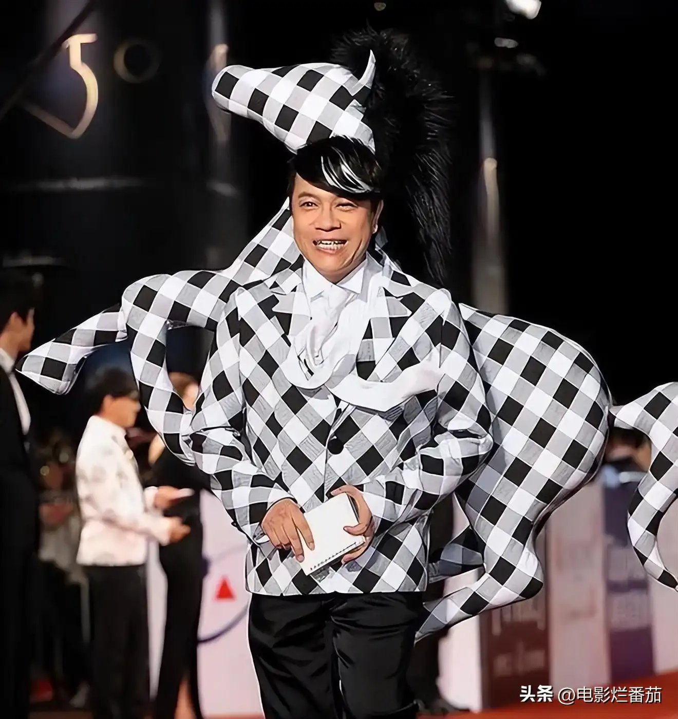 欧美范女生穿衣搭配：美国红毯大胆造型，惊艳与出糗瞬间全记录  第17张