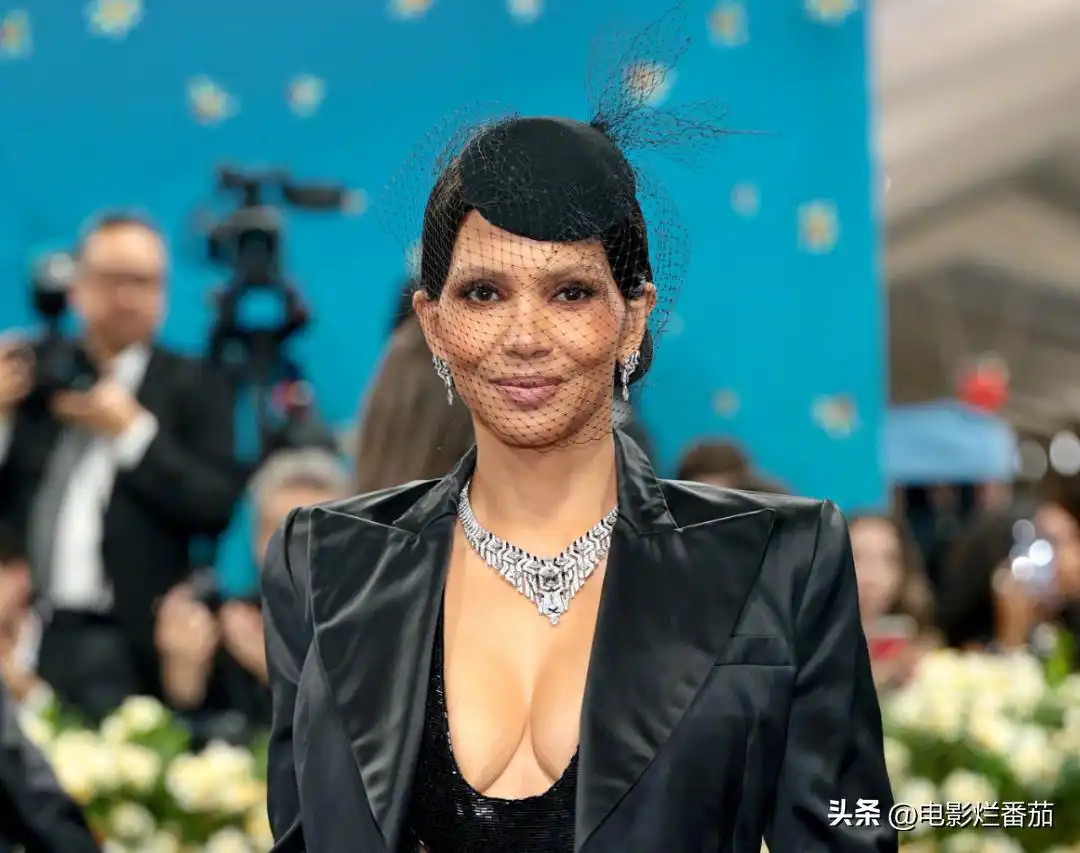 欧美范女生穿衣搭配：美国红毯大胆造型，惊艳与出糗瞬间全记录  第28张