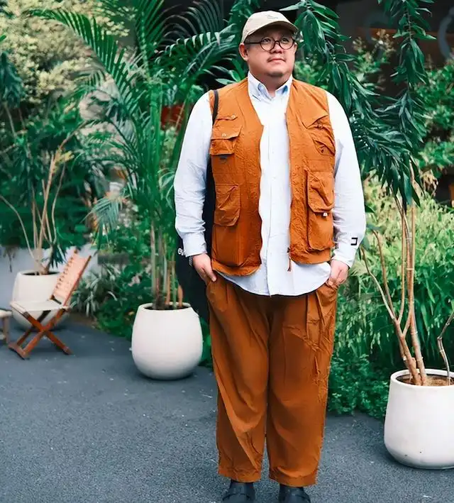 胖男生穿衣搭配技巧：穿搭与身材无关，胖男人街拍示范有型造型  第6张